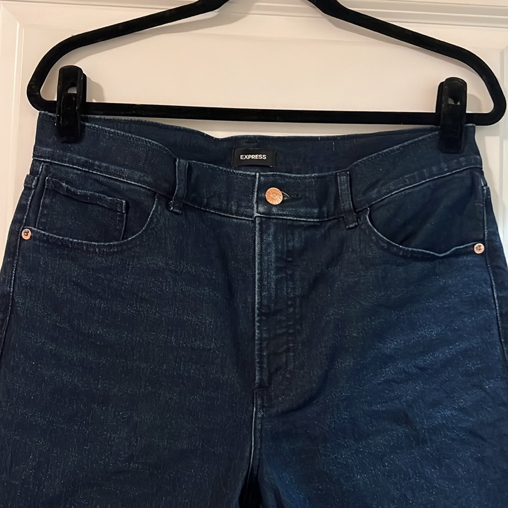 Express Jeans - Picture 3 of 6